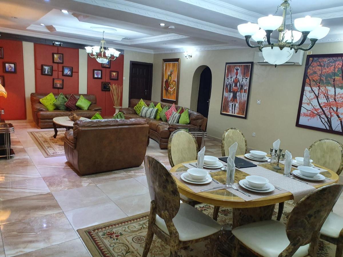 Apartment Royale Hotel & Suite Лагос Экстерьер фото