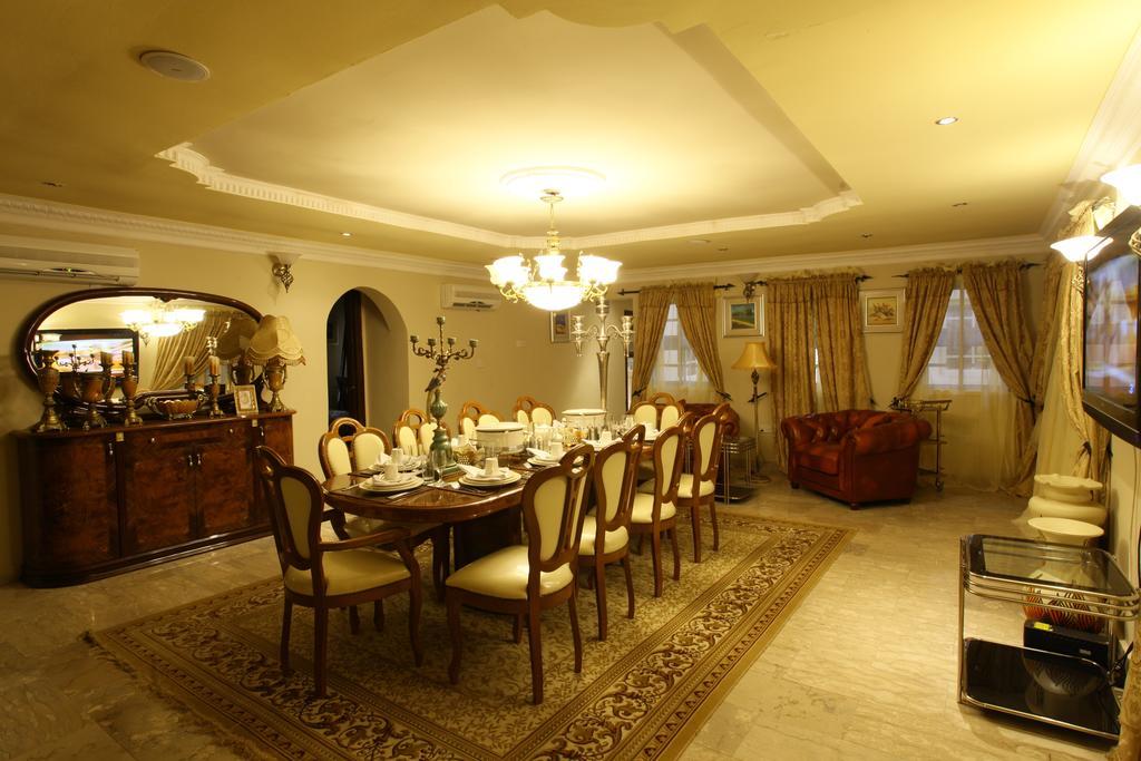 Apartment Royale Hotel & Suite Лагос Экстерьер фото