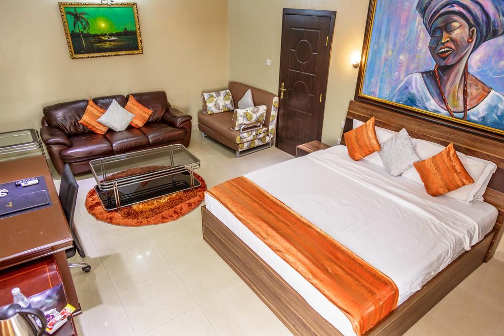 Apartment Royale Hotel & Suite Лагос Экстерьер фото