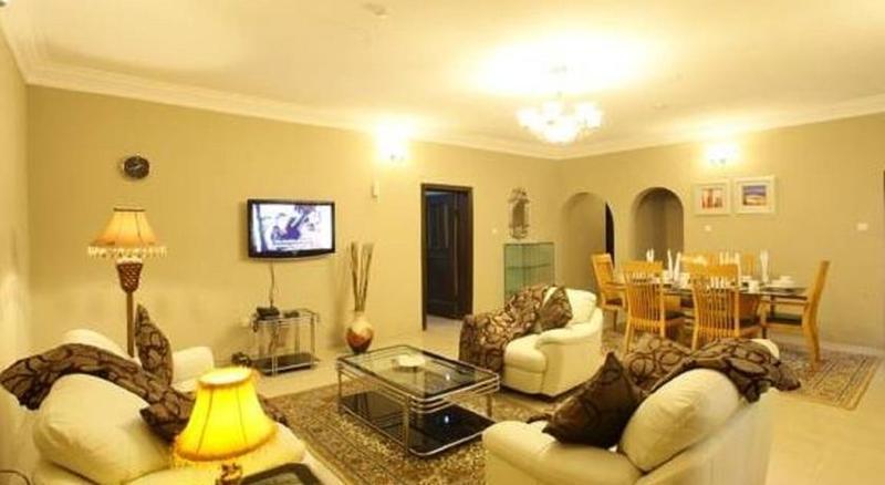 Apartment Royale Hotel & Suite Лагос Экстерьер фото