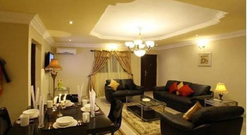 Apartment Royale Hotel & Suite Лагос Экстерьер фото